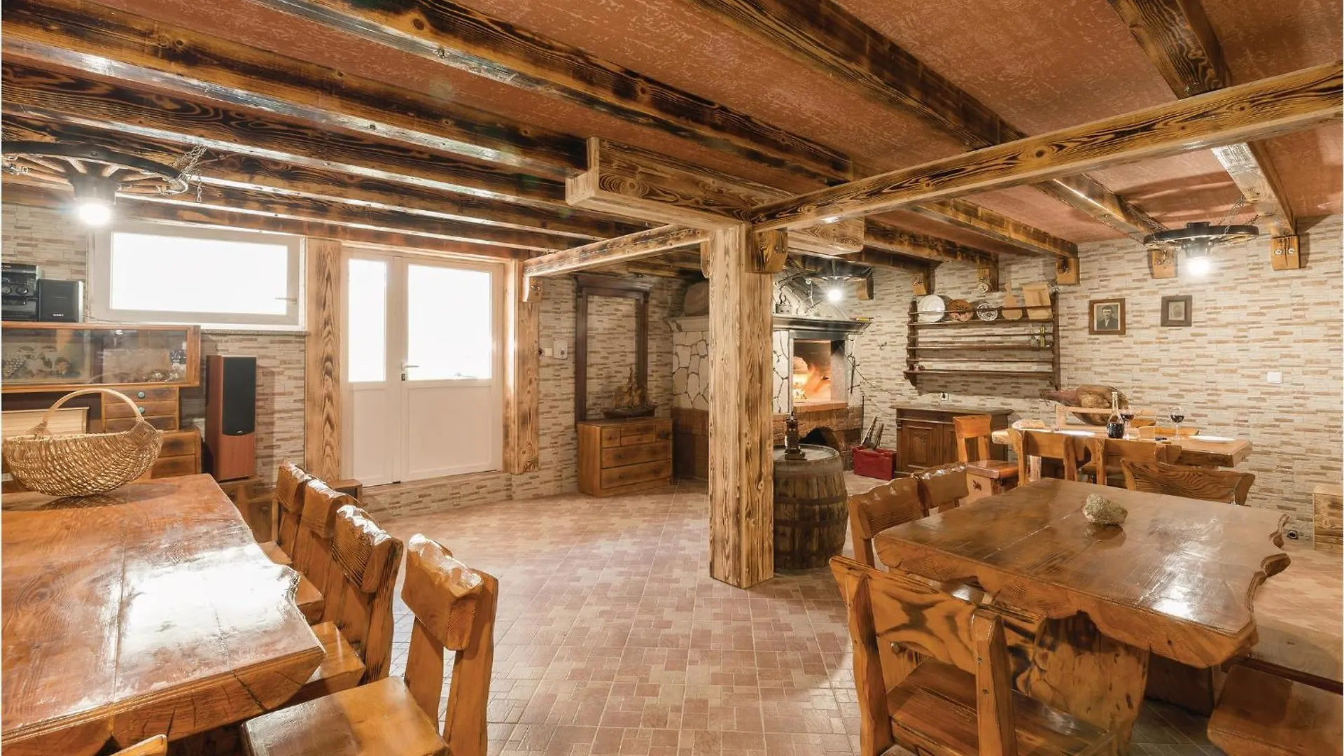 Cozy Apartment In Povljana Croatia