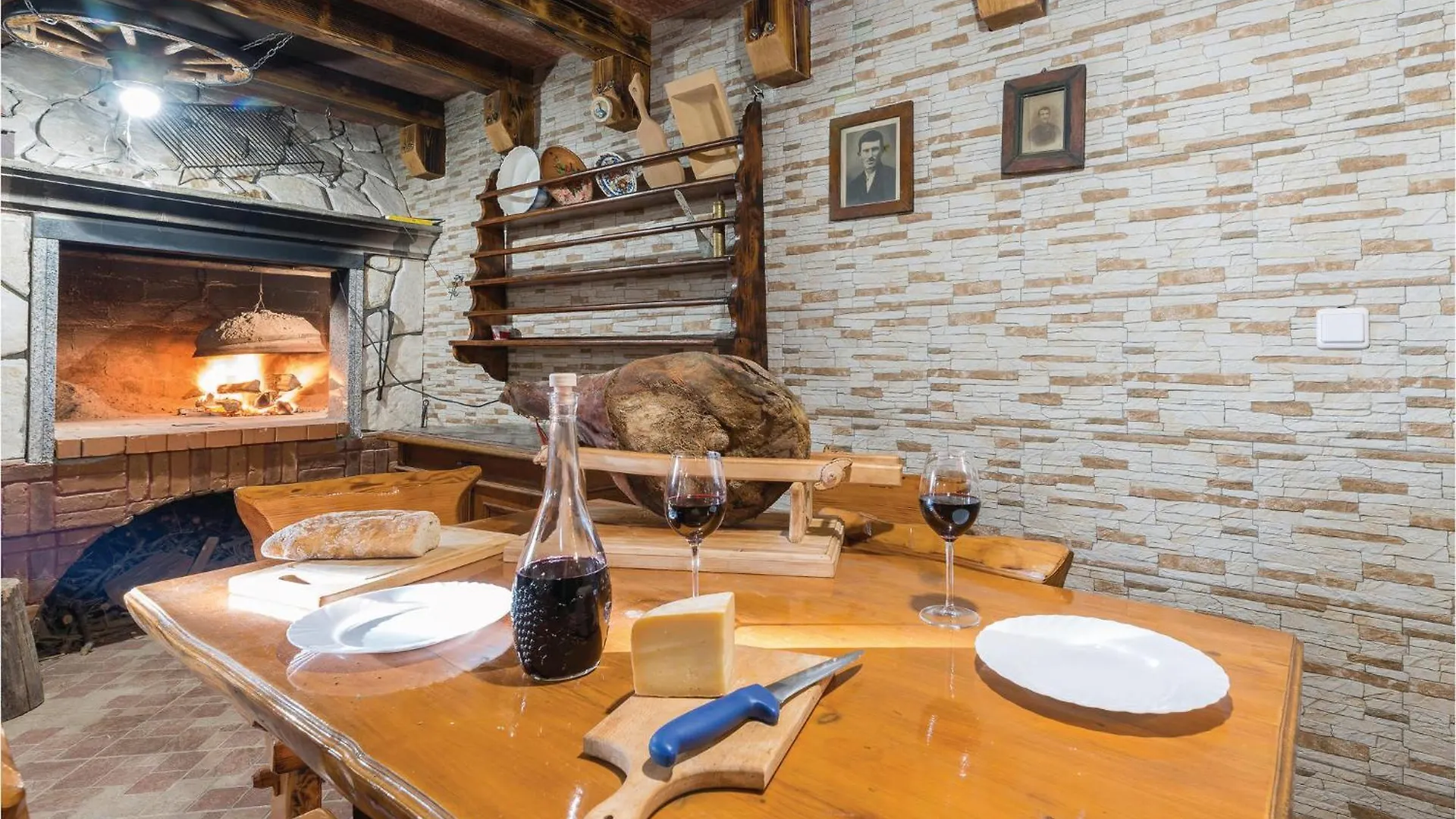 Cozy Apartment In Povljana
