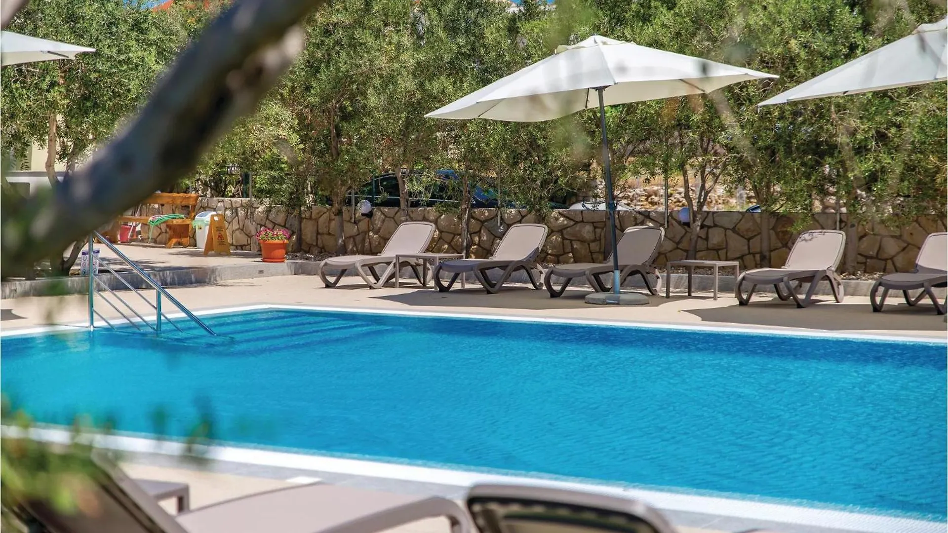 Cozy Apartment In Povljana 0*,  Croatia