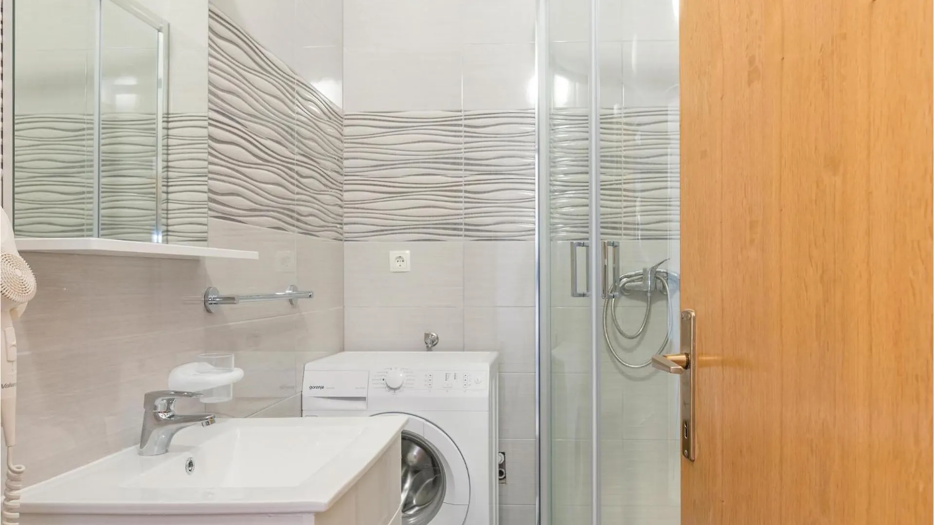 Cozy Apartment In Povljana